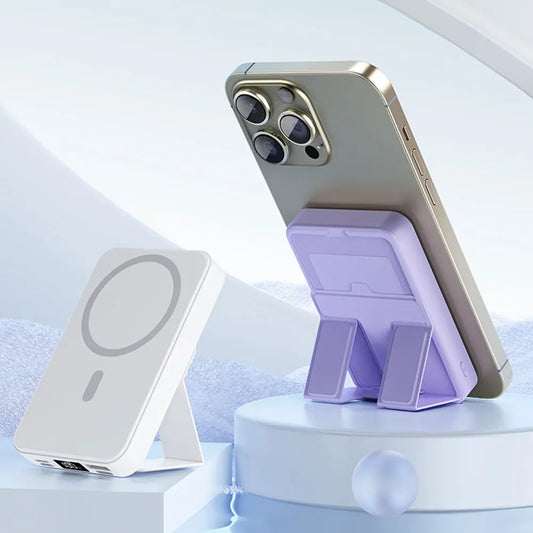 Magnetic portable power bank